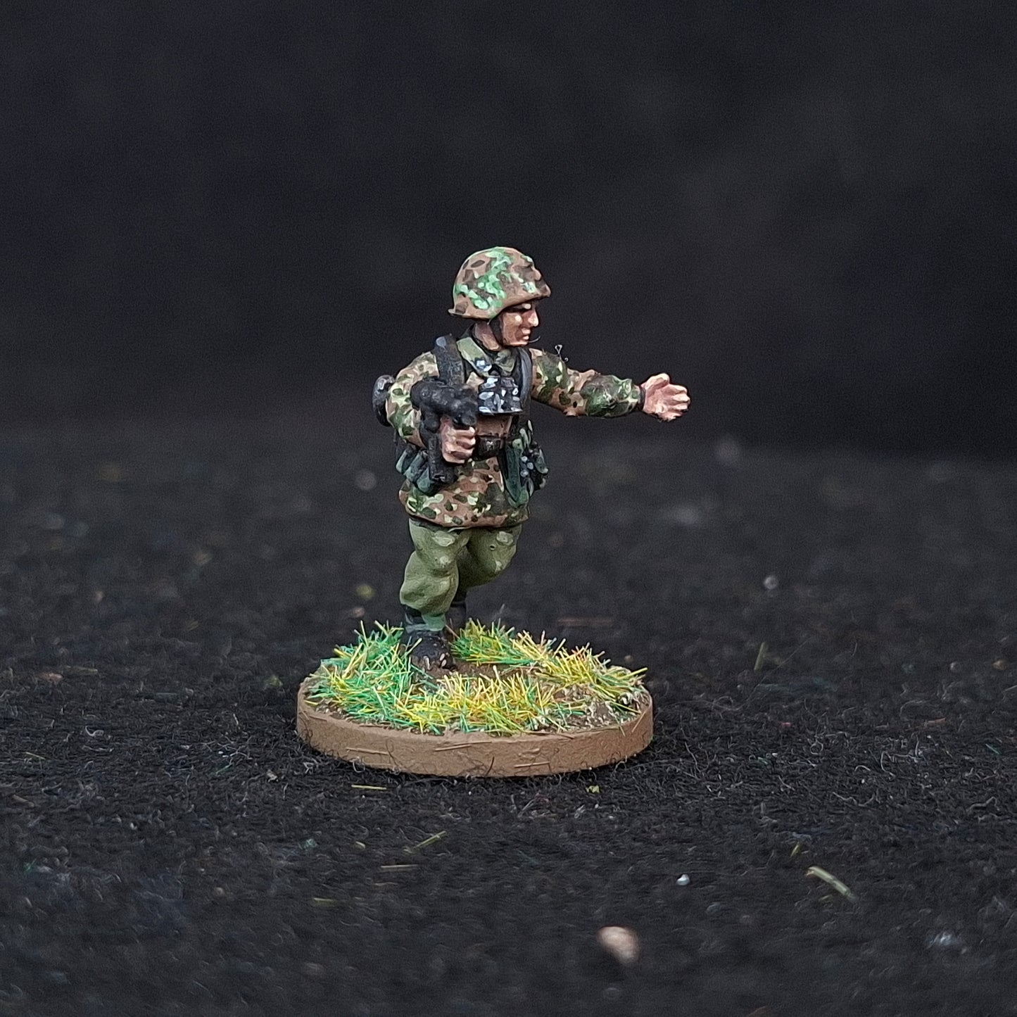 WW2 German Panzergrenadiers 1943-45 Platoon 20mm