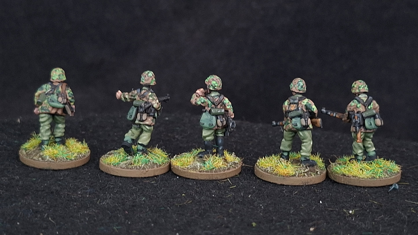 WW2 German Panzergrenadiers 1943-45 Platoon 20mm